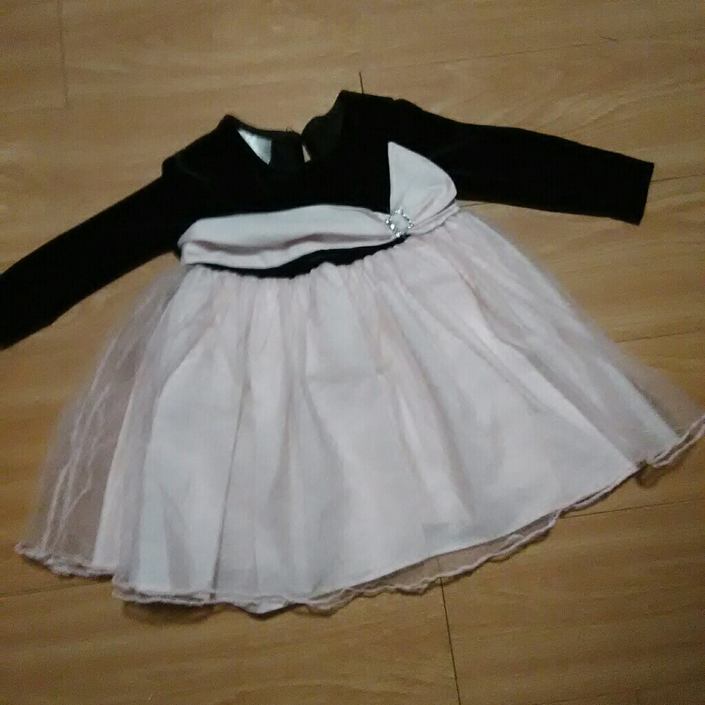 Baby girls special occasion formal dress